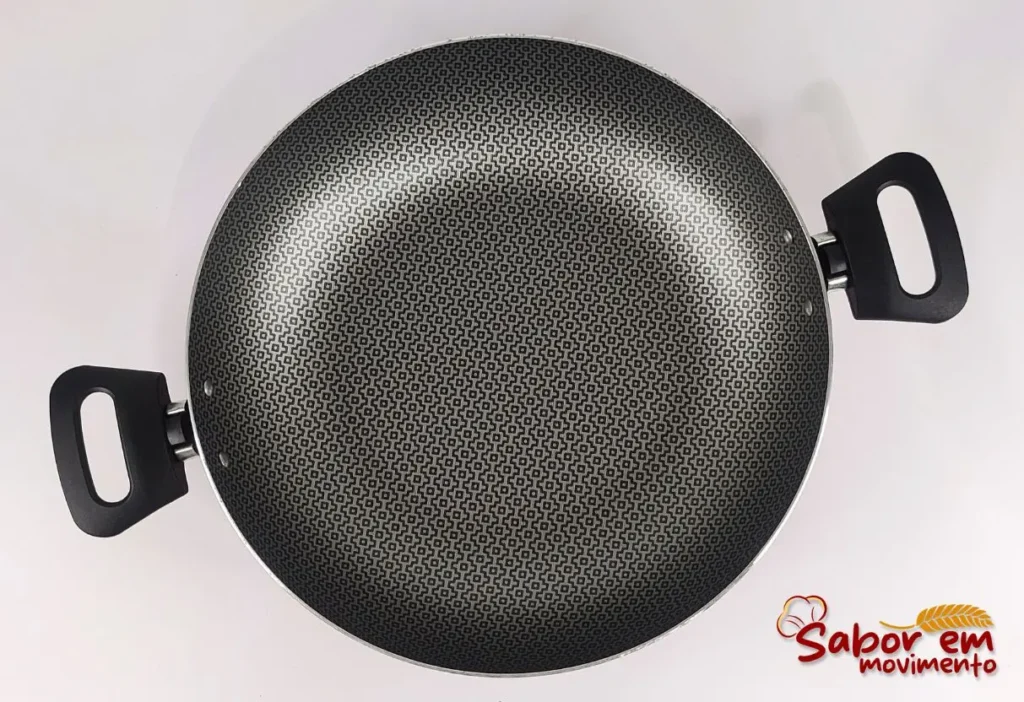 panela wok tramontina 28 cm